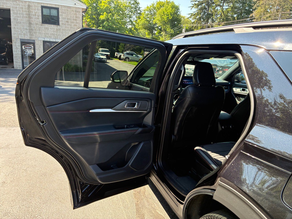 2025 Ford Explorer Image 16