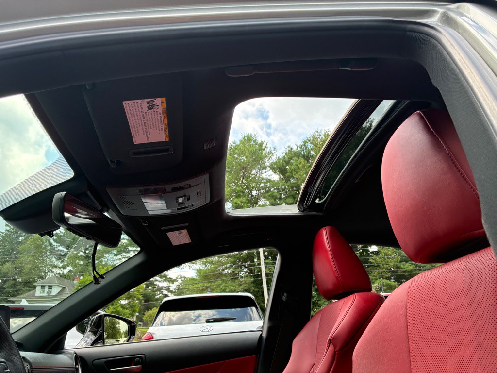 2022 Lexus IS Image 49