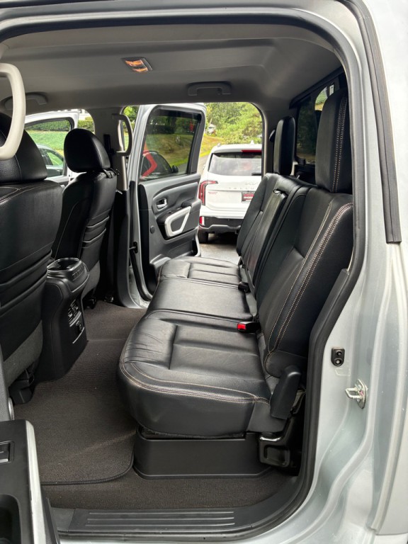 2017 Nissan Titan Image 29