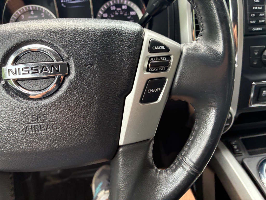 2017 Nissan Titan Image 34
