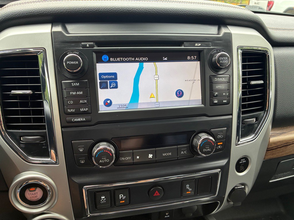 2017 Nissan Titan Image 37