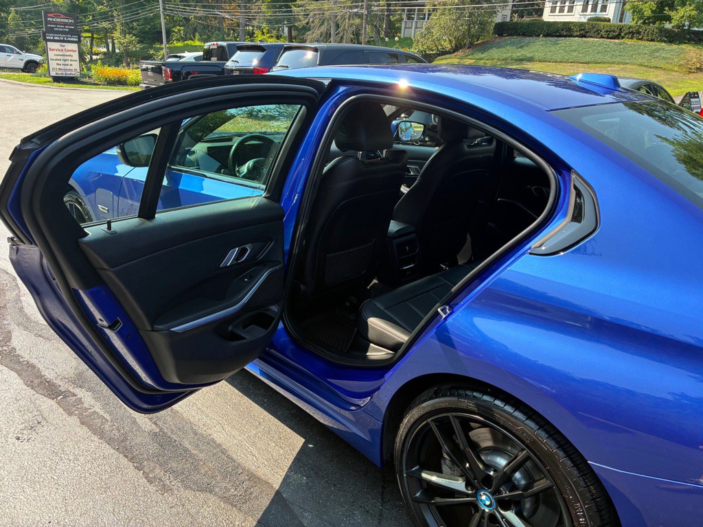 2023 BMW 3 Series Image 20
