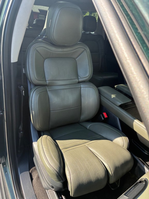 2022 Lincoln Navigator Image 18