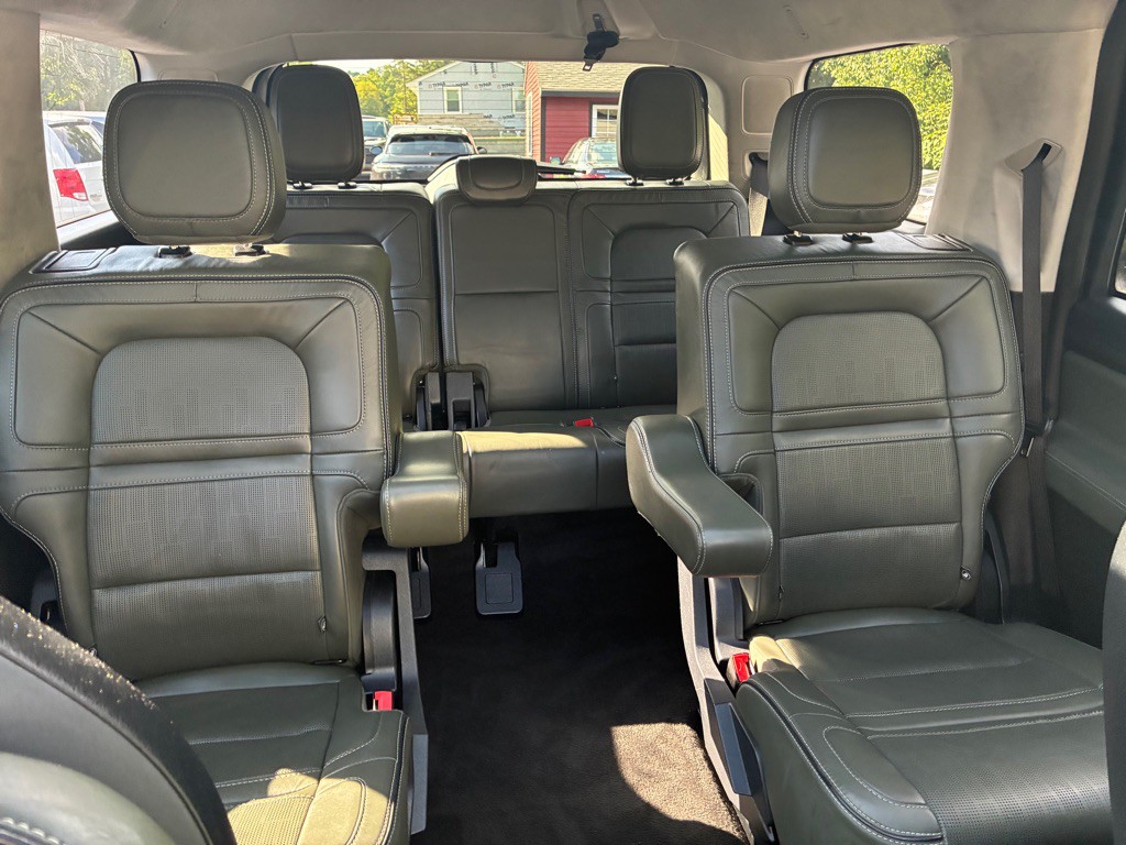 2022 Lincoln Navigator Image 19