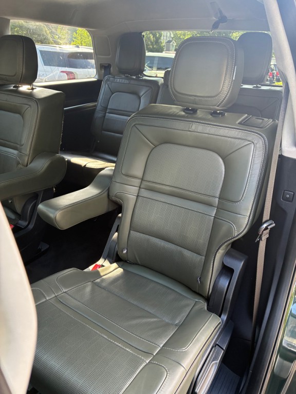 2022 Lincoln Navigator Image 22