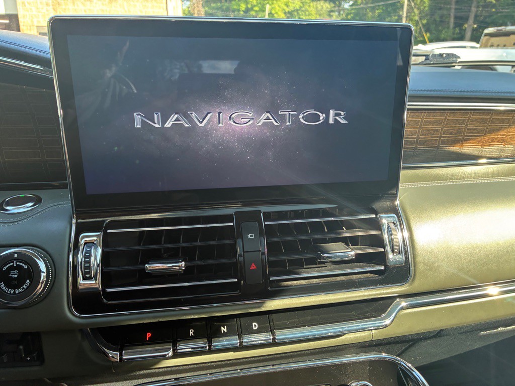 2022 Lincoln Navigator Image 30