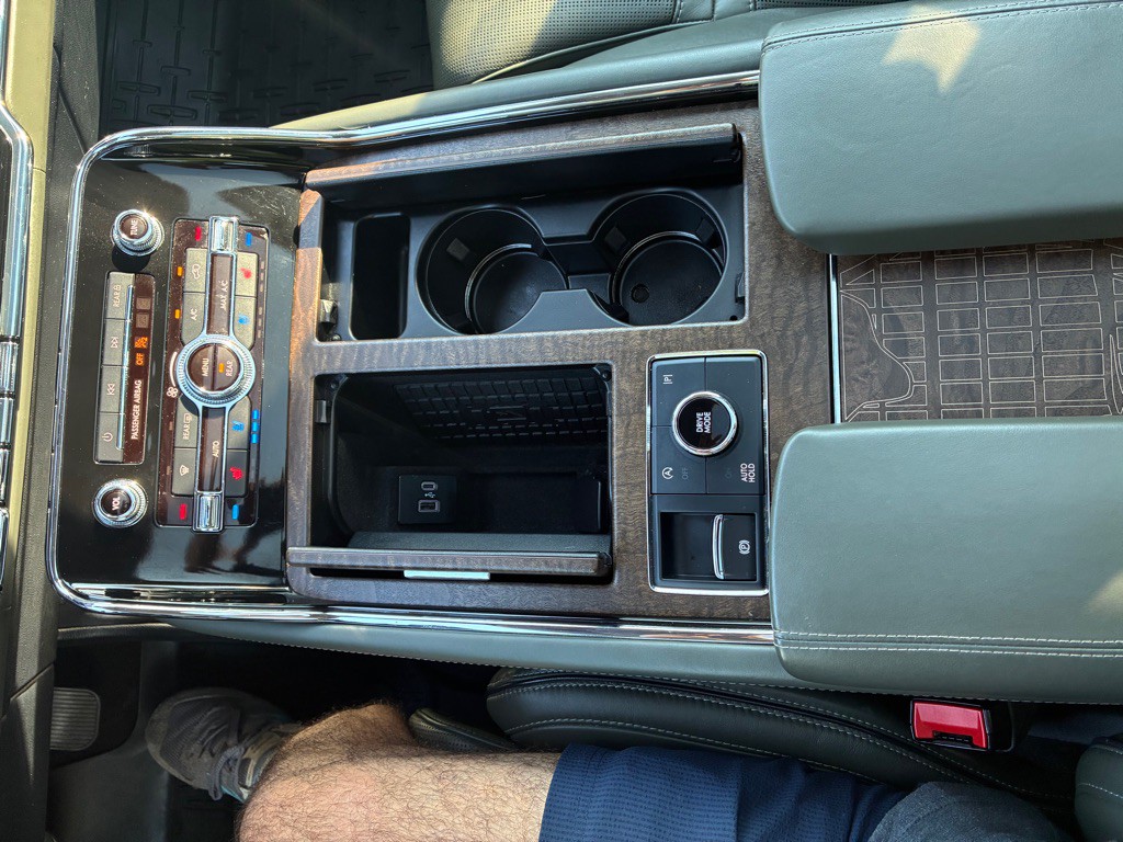 2022 Lincoln Navigator Image 36