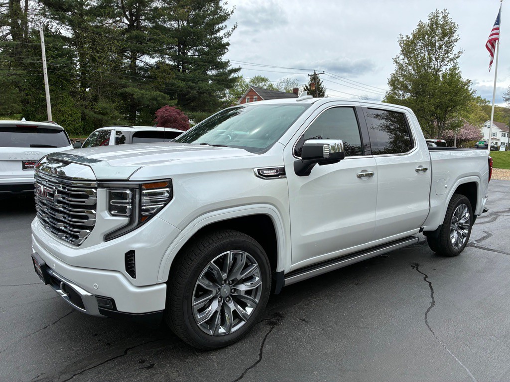 2023 GMC Sierra Image 1