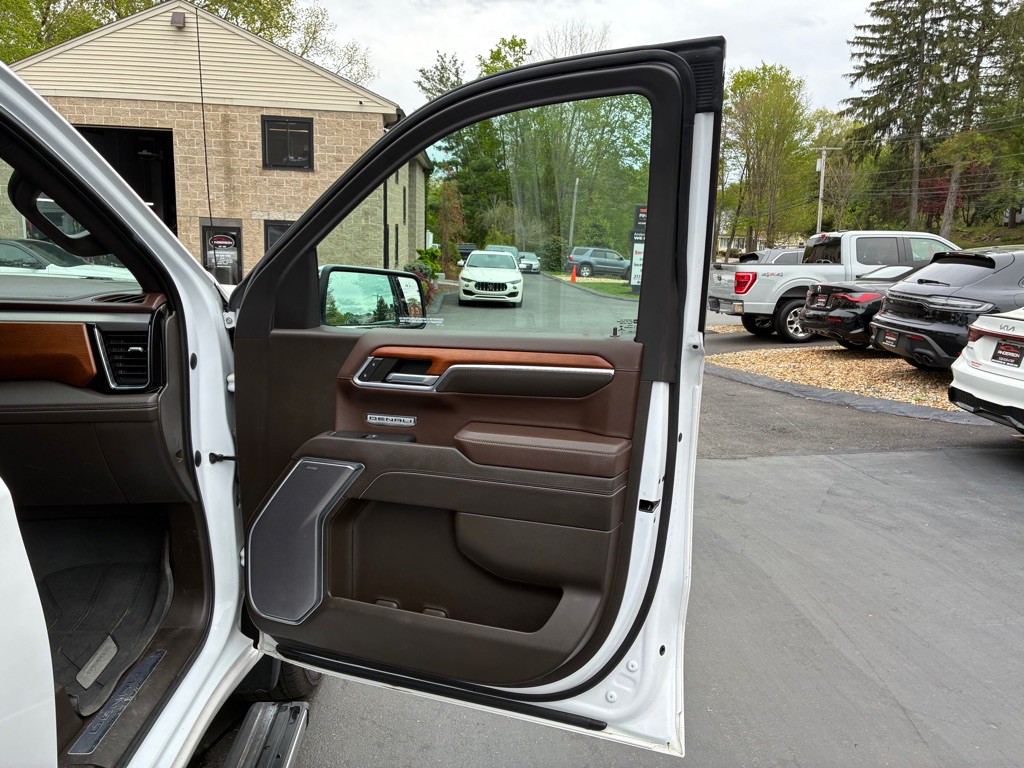 2023 GMC Sierra Image 17