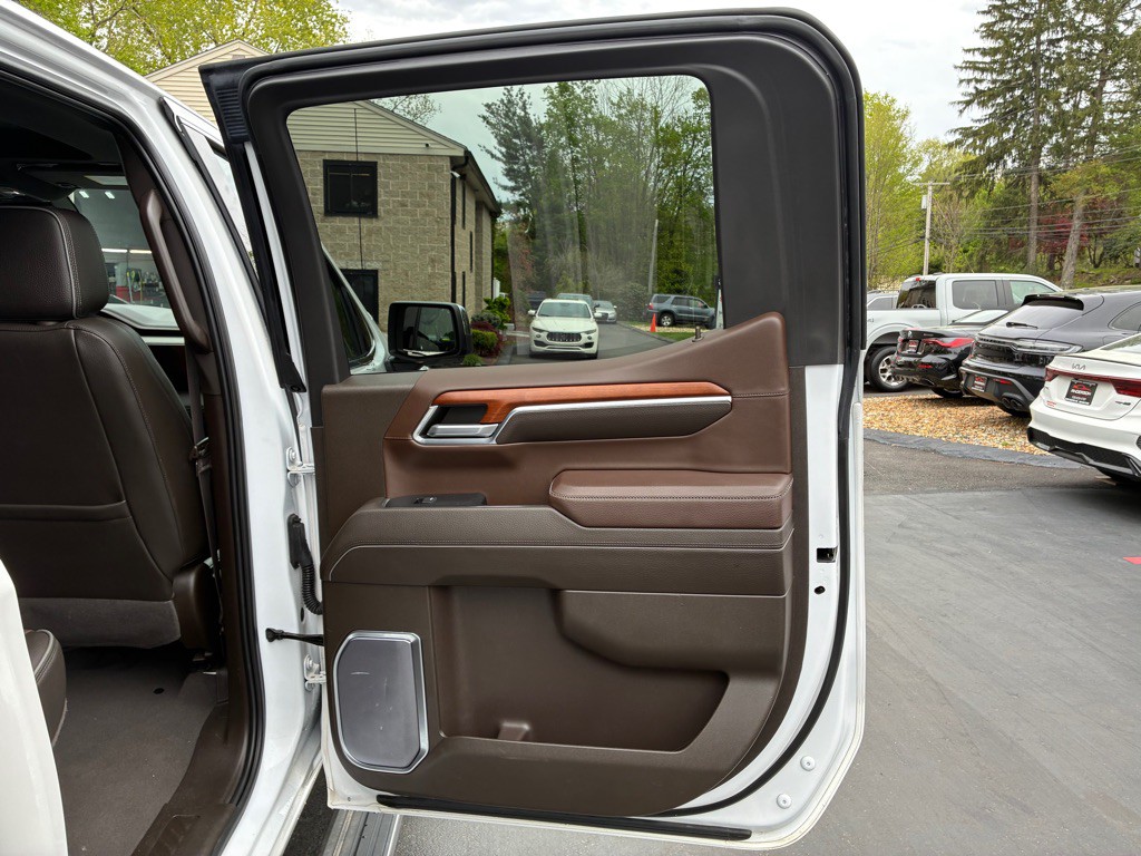 2023 GMC Sierra Image 18