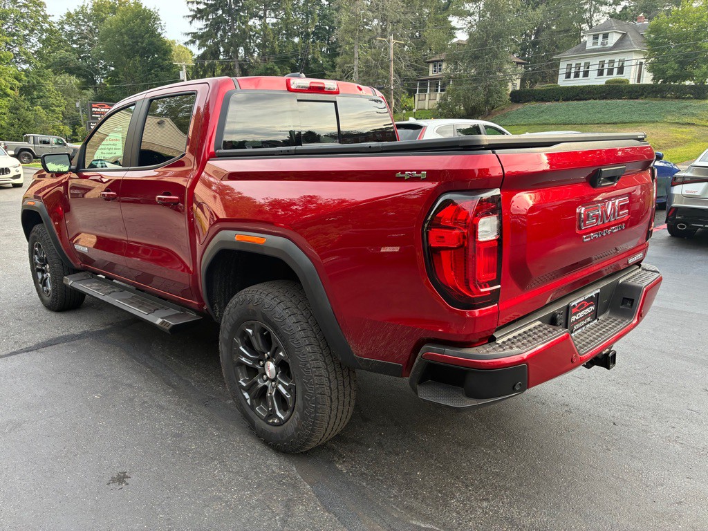 2024 GMC Canyon Image 9