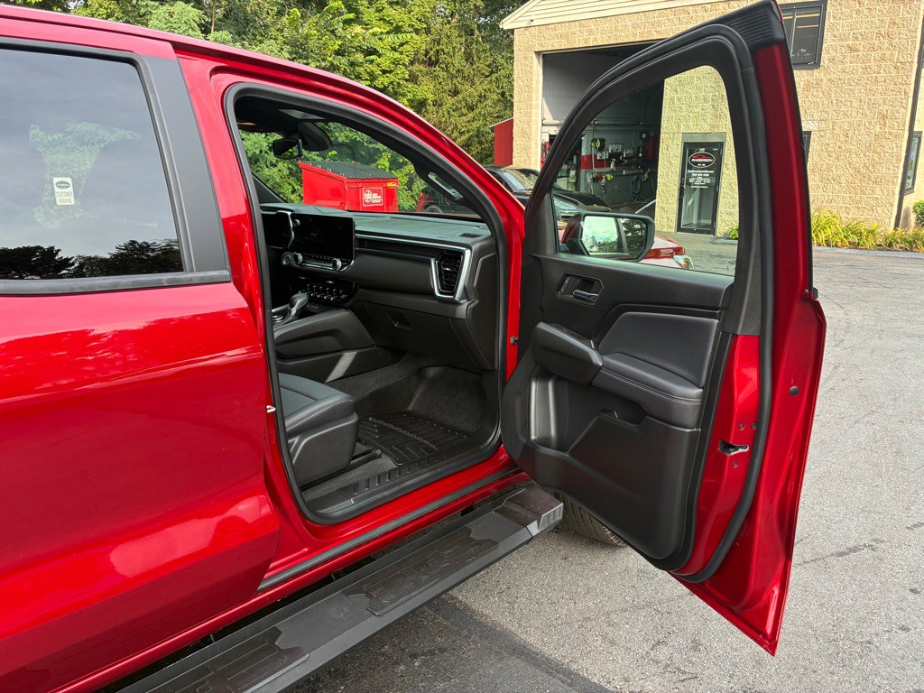 2024 GMC Canyon Image 12