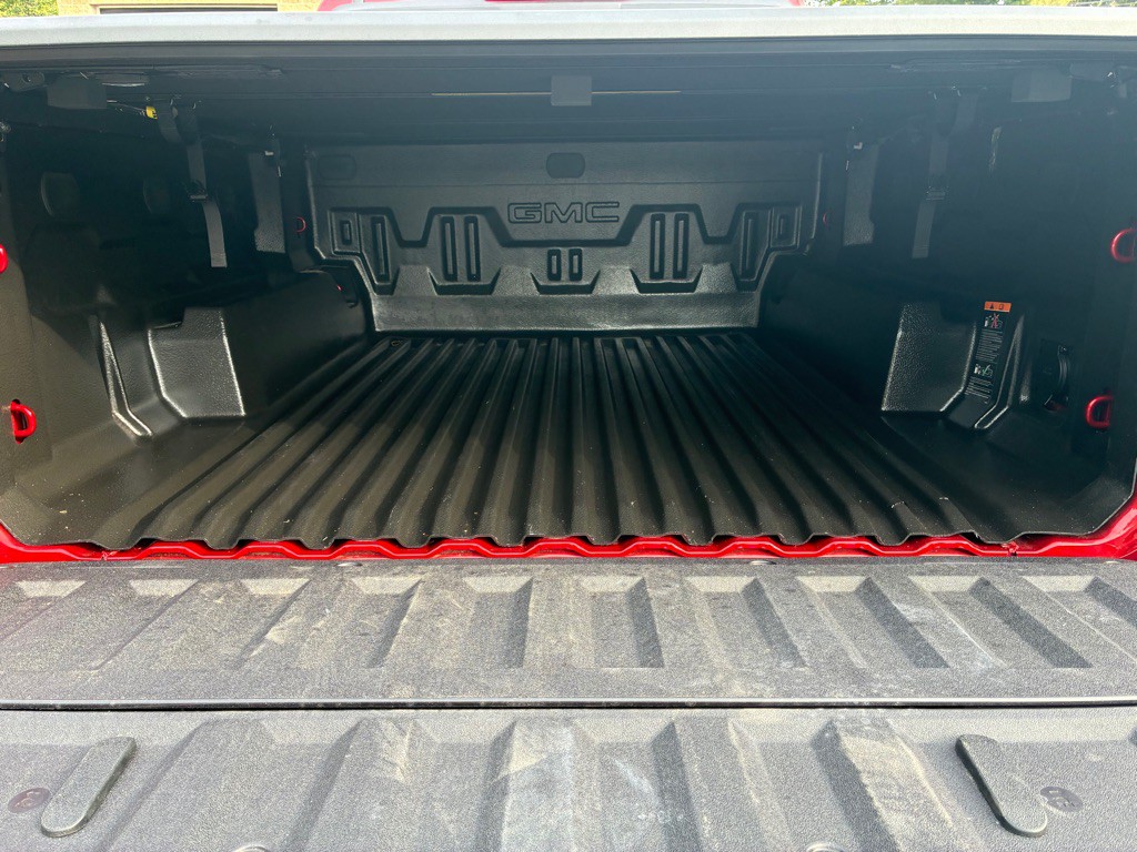 2024 GMC Canyon Image 15