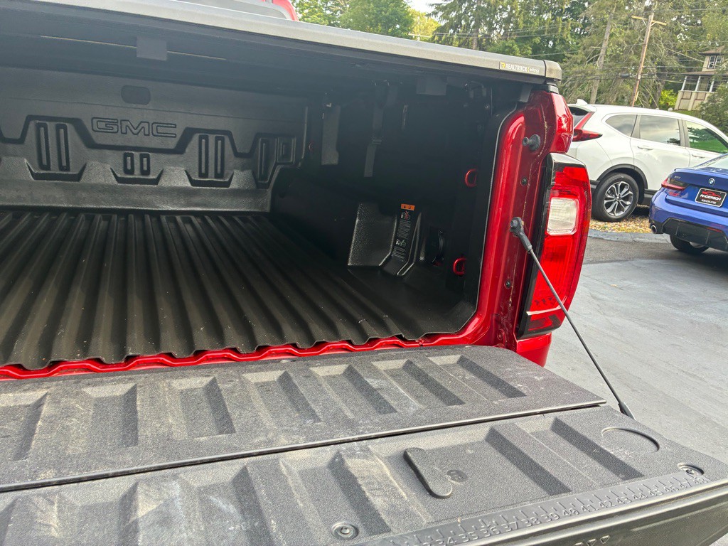 2024 GMC Canyon Image 17