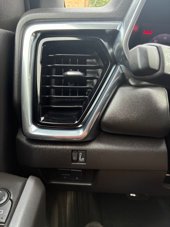 2024 GMC Canyon Image 31