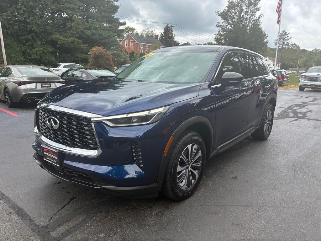2024 INFINITI QX60 Image 3