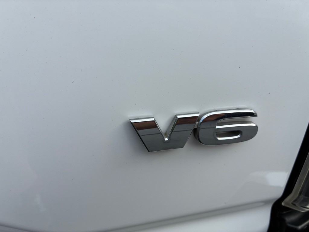 2020 Toyota Tacoma Image 15