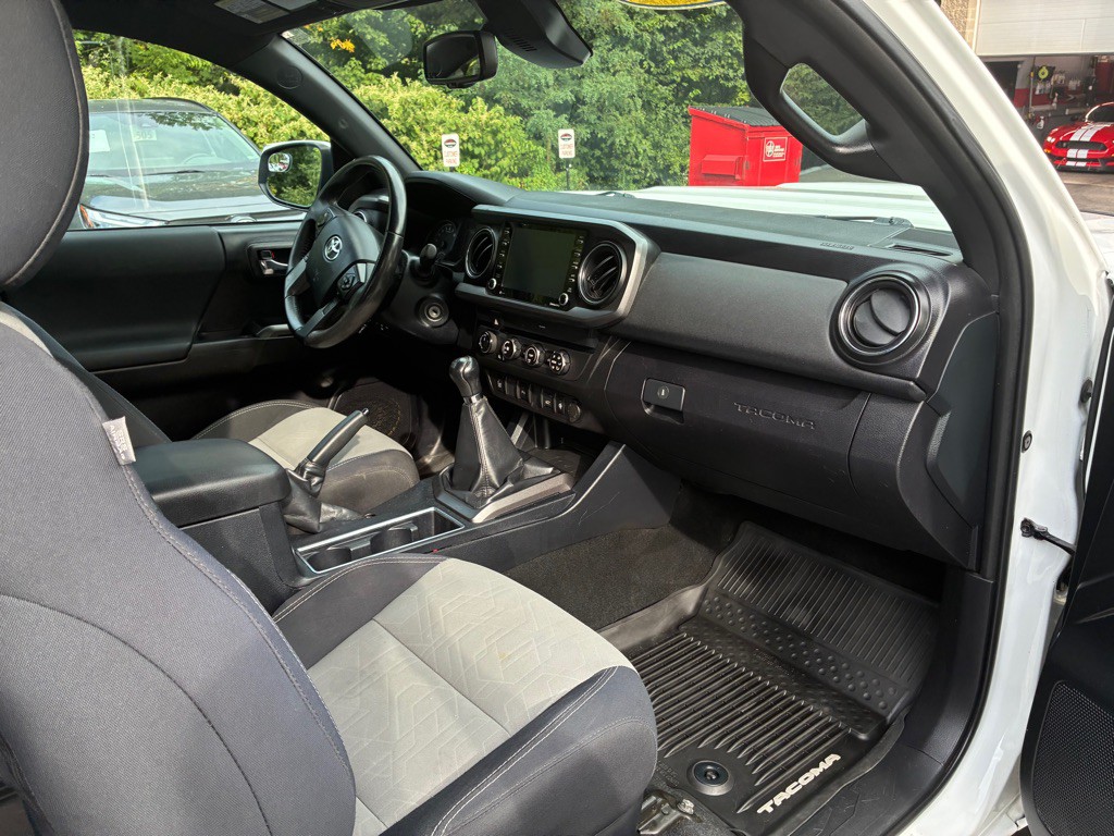 2020 Toyota Tacoma Image 23