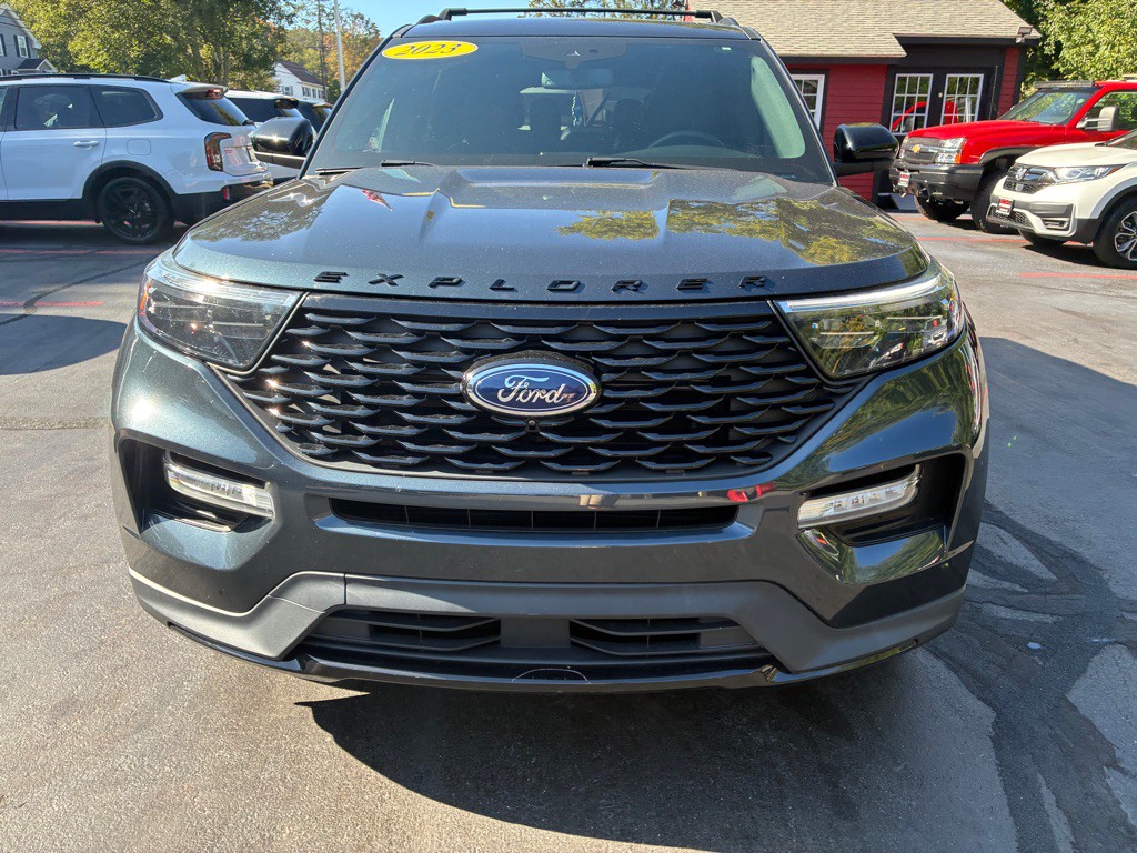 2023 Ford Explorer Image 4