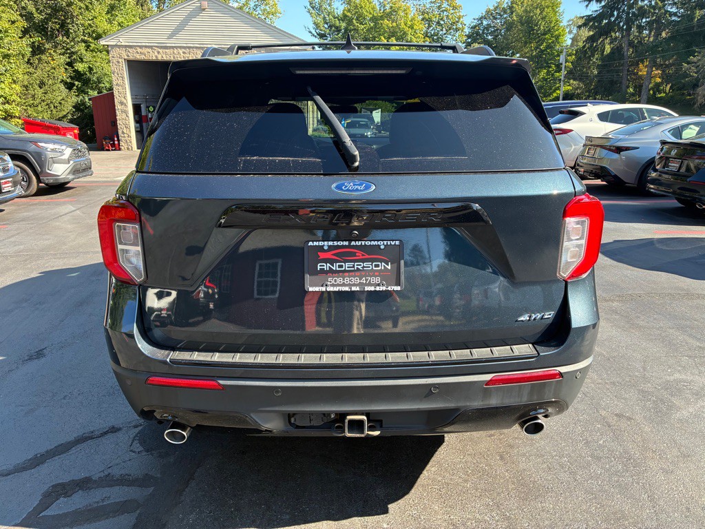2023 Ford Explorer Image 9