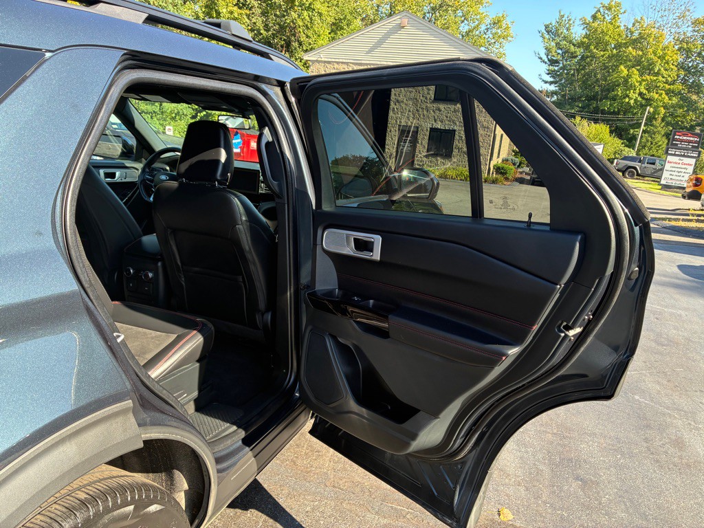 2023 Ford Explorer Image 21