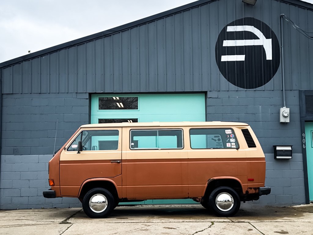1984 Volkswagen Vanagon Image 3