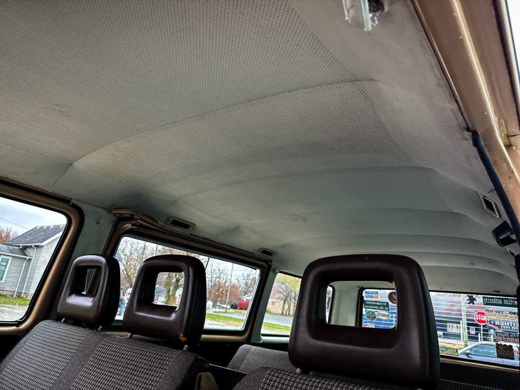 1984 Volkswagen Vanagon Image 25
