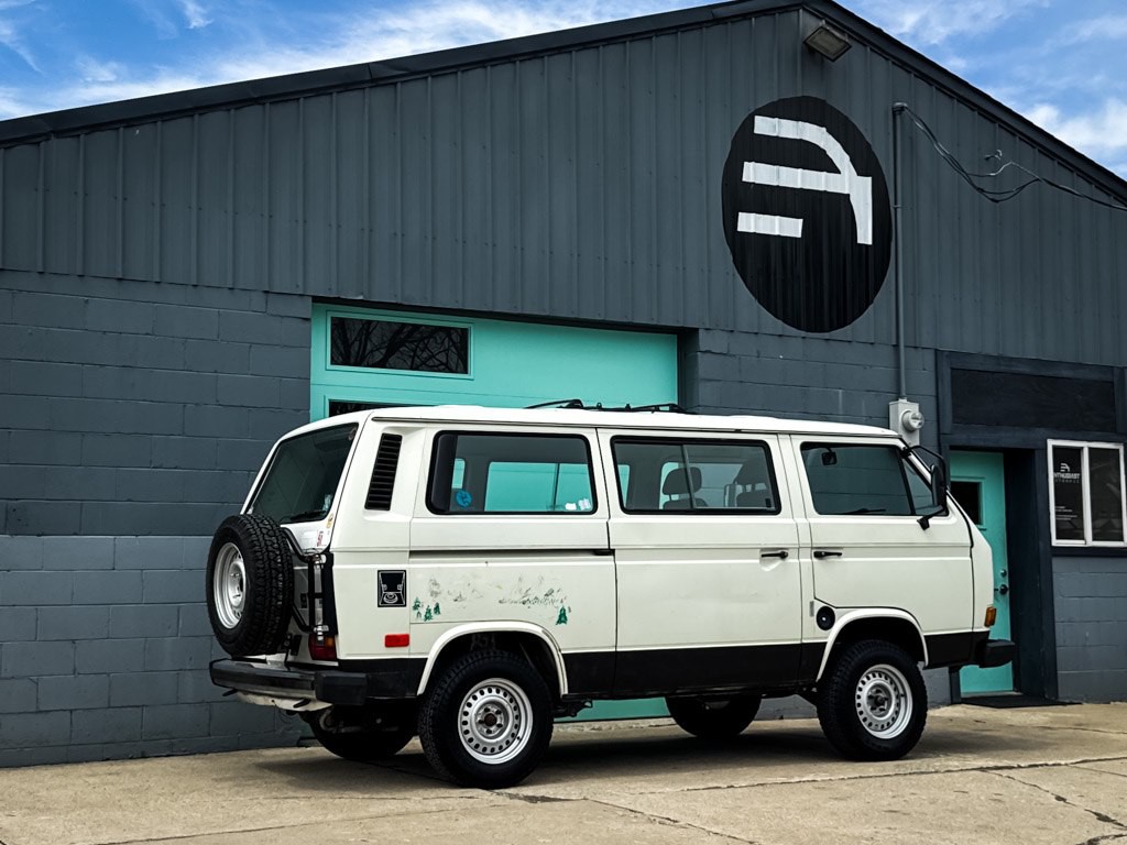 1990 Volkswagen Vanagon Image 8