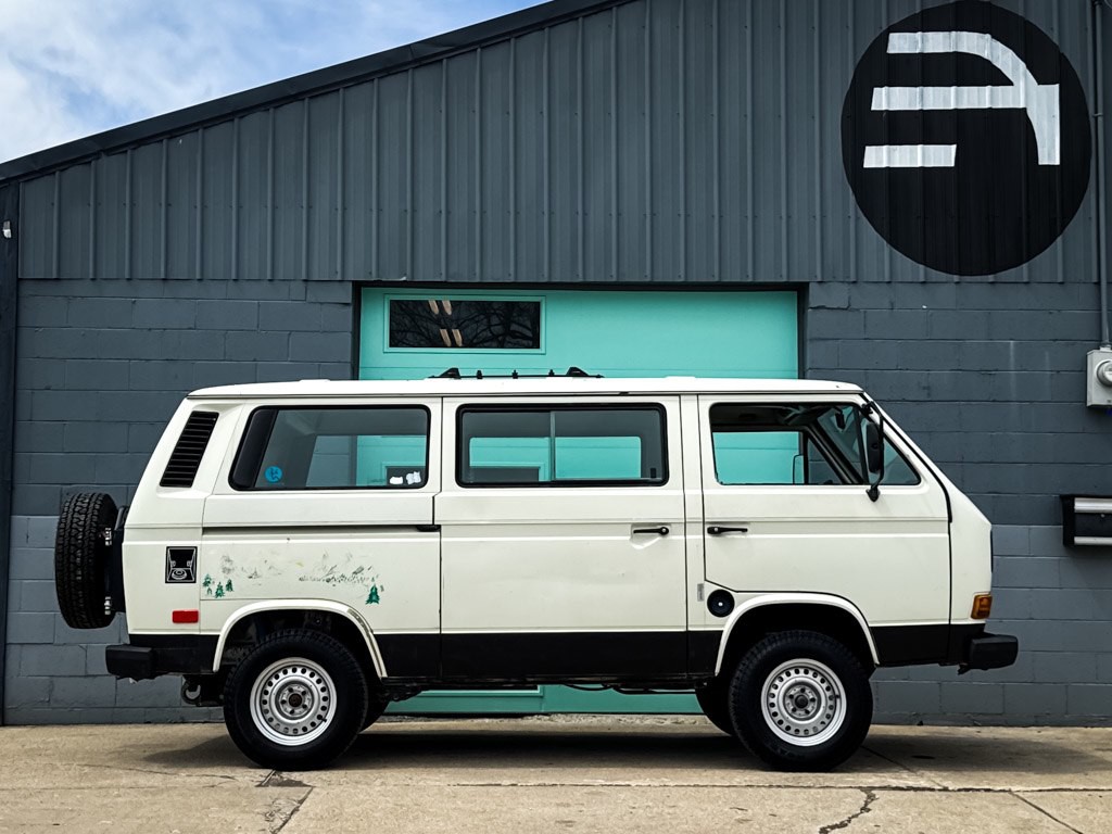 1990 Volkswagen Vanagon Image 9