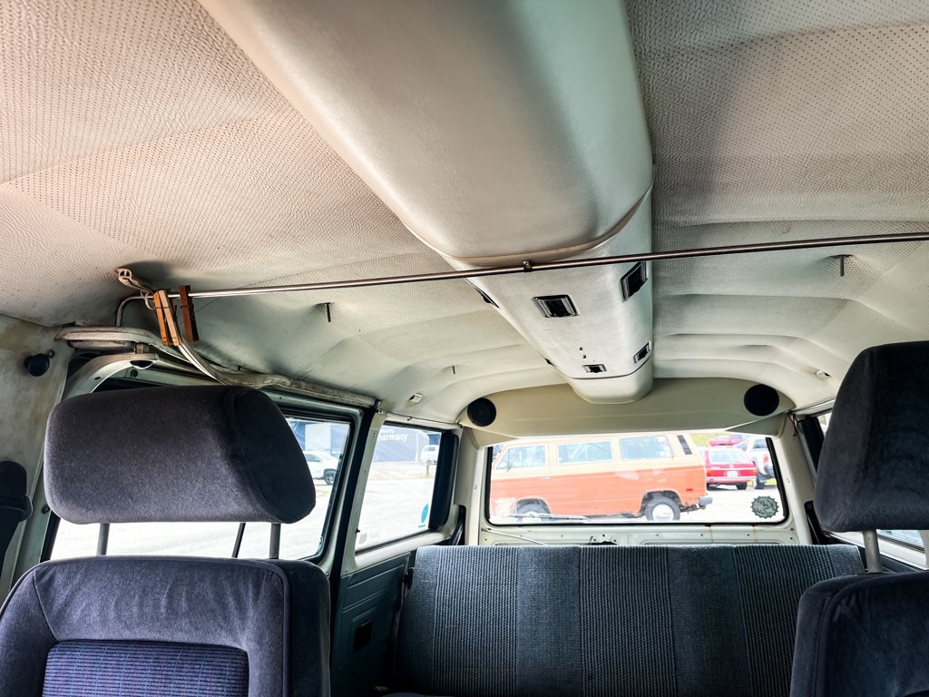 1990 Volkswagen Vanagon Image 15