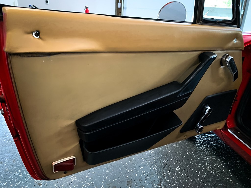 1987 Alfa Romeo Spider Image 28