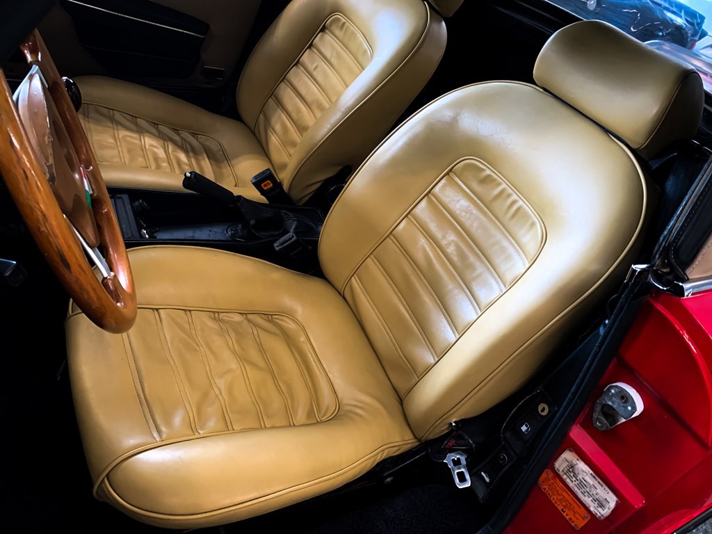 1987 Alfa Romeo Spider Image 29