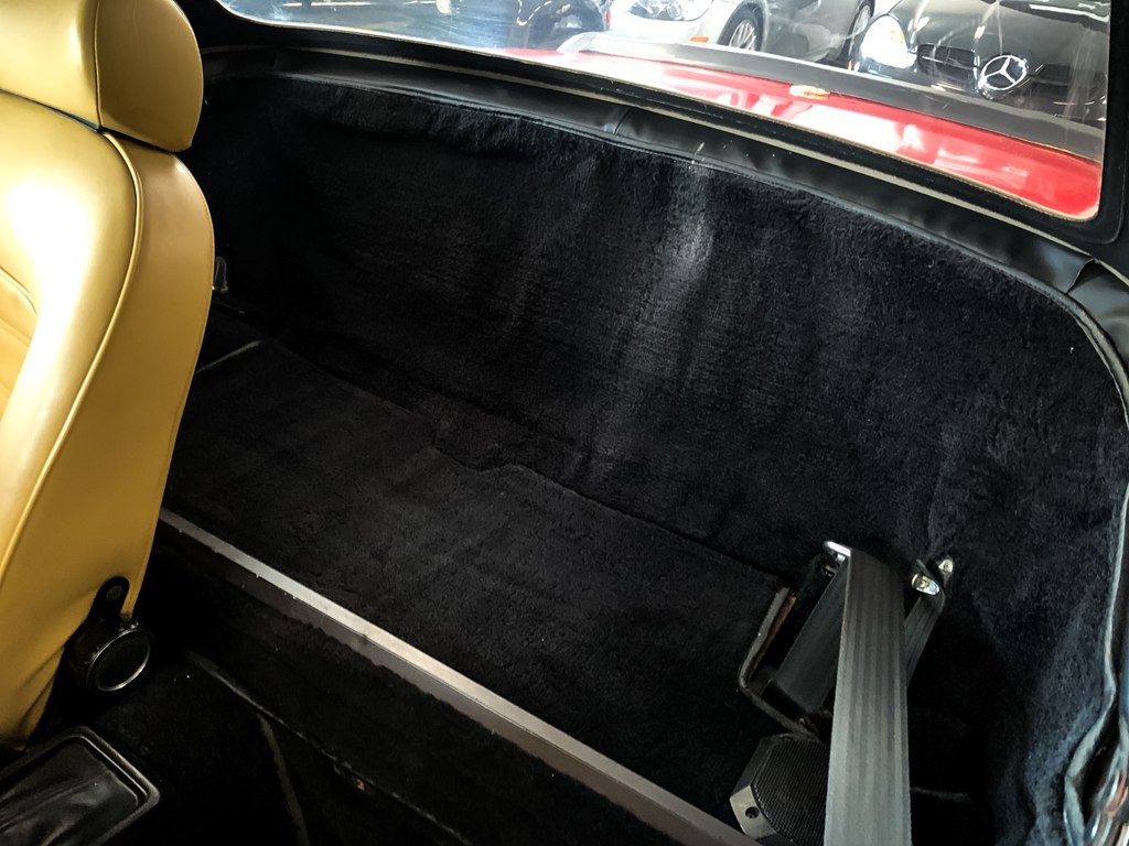 1987 Alfa Romeo Spider Image 31