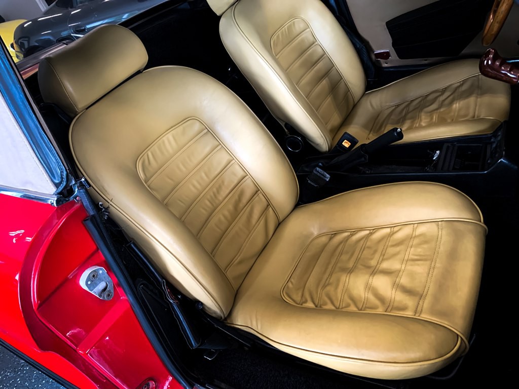 1987 Alfa Romeo Spider Image 36