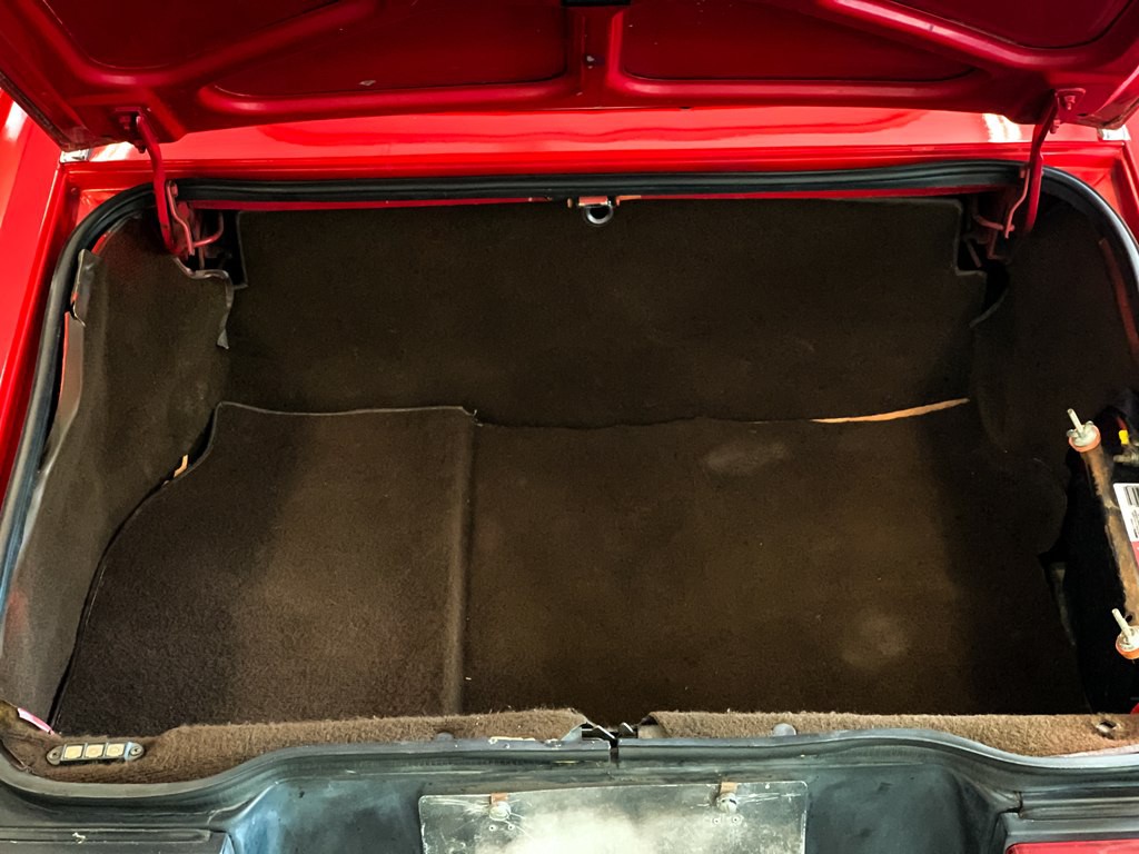 1987 Alfa Romeo Spider Image 40