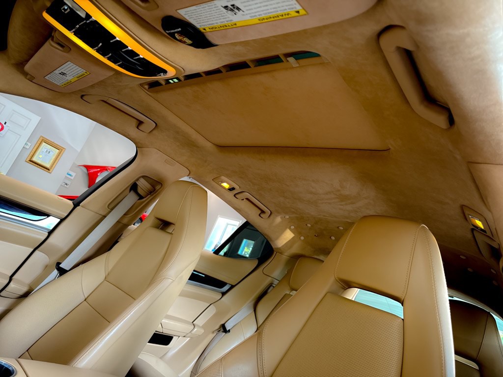 2010 Porsche Panamera Image 20