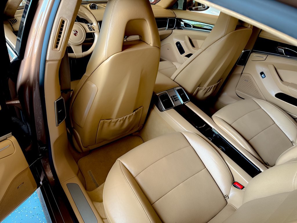 2010 Porsche Panamera Image 21