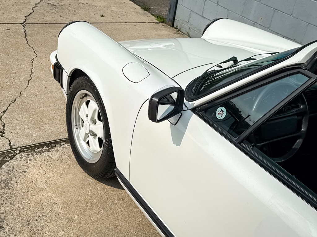 1986 Porsche 911 Image 9