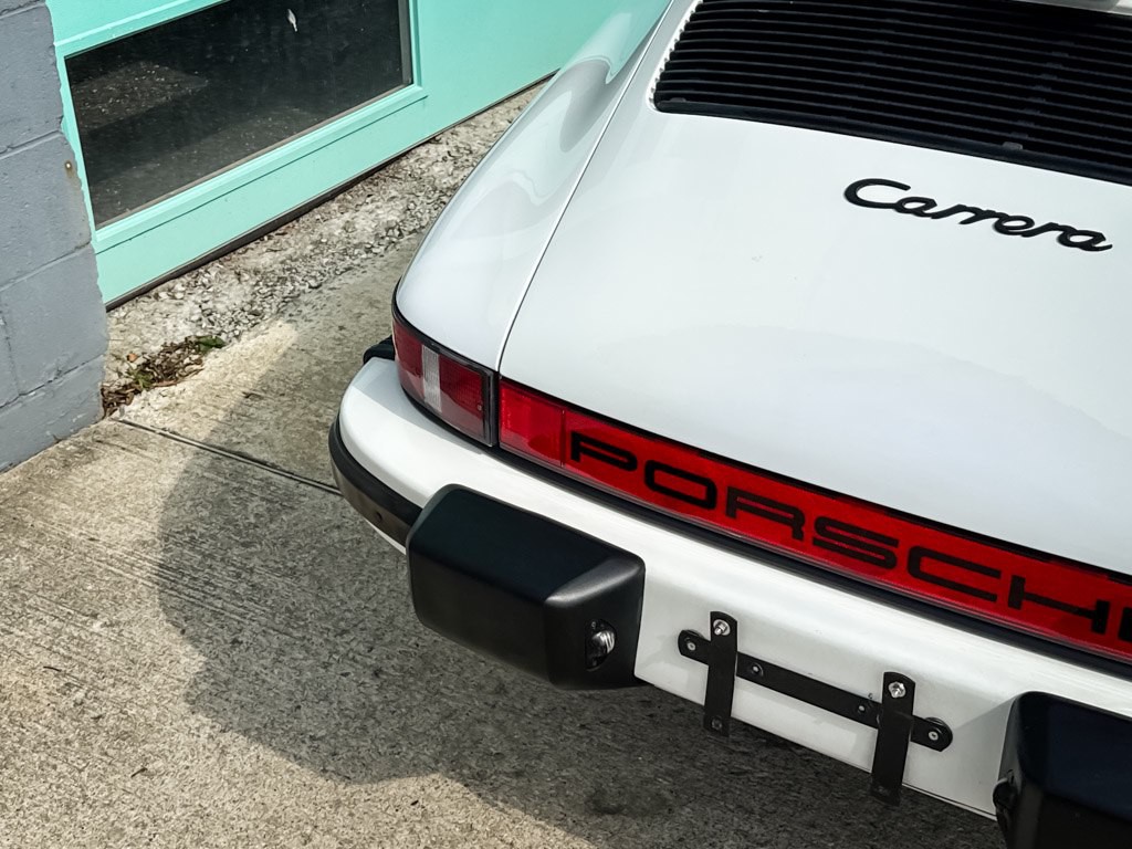 1986 Porsche 911 Image 16