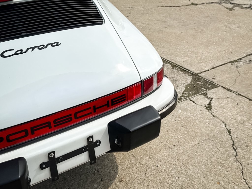 1986 Porsche 911 Image 17