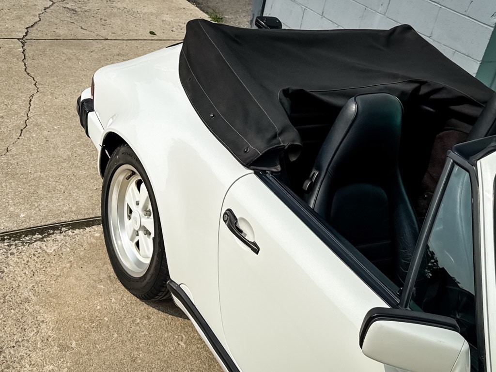 1986 Porsche 911 Image 18