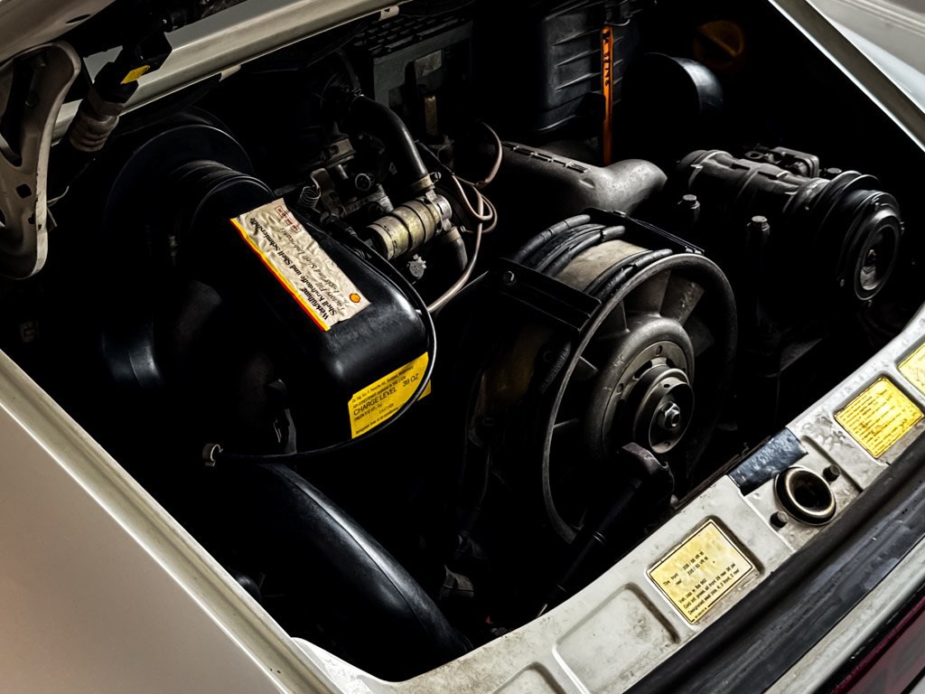 1986 Porsche 911 Image 34
