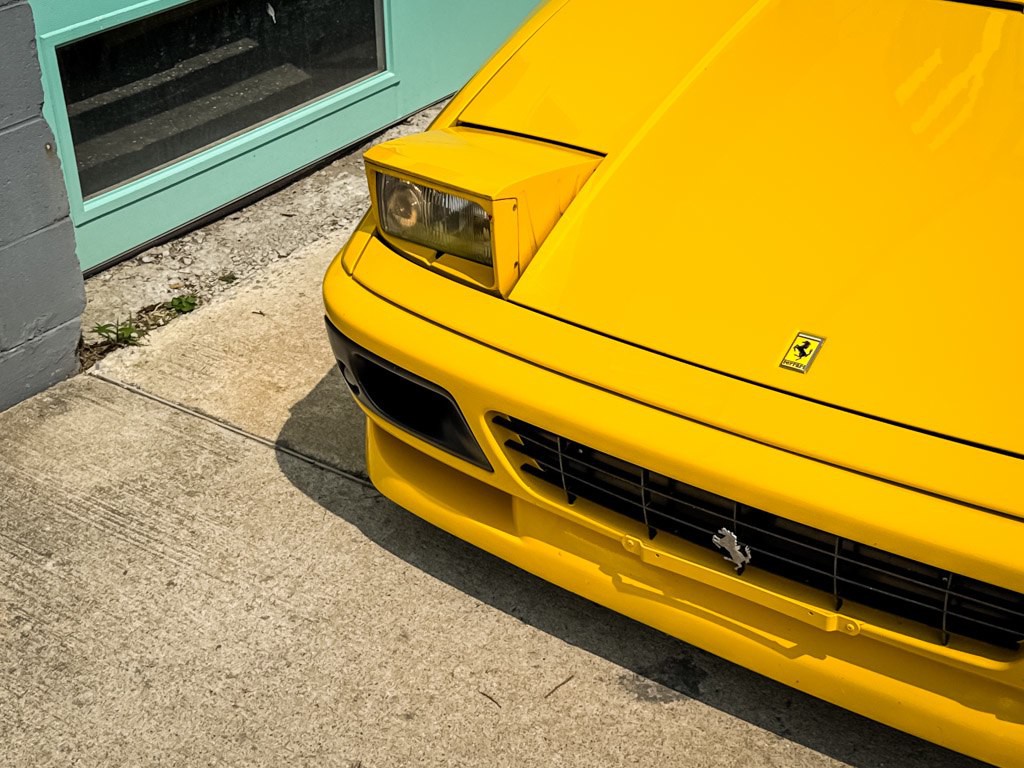 1990 Ferrari 348 Image 9