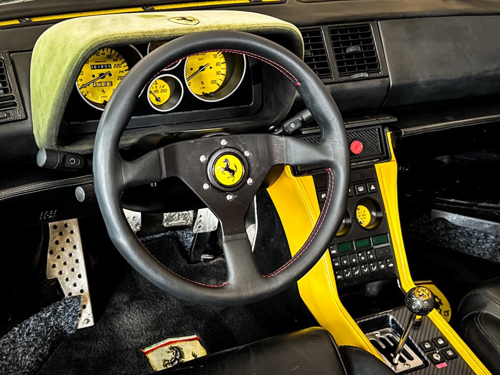 1990 Ferrari 348 Image 23