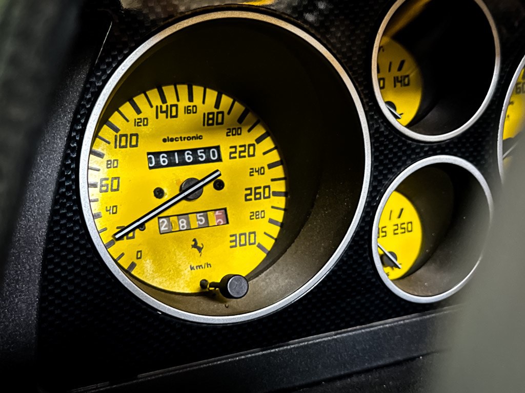 1990 Ferrari 348 Image 34