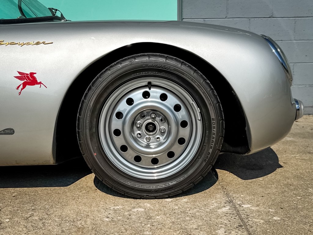 1957 Porsche 550 Image 18