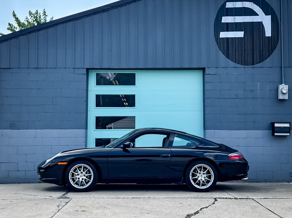 2002 Porsche 911 Image 3