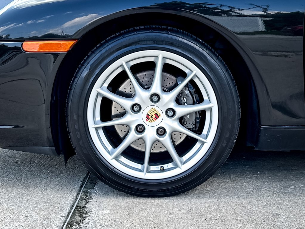 2002 Porsche 911 Image 5