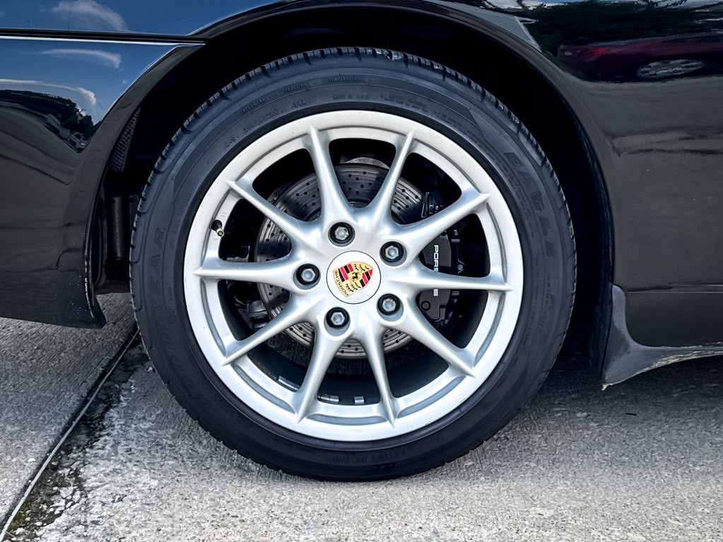 2002 Porsche 911 Image 14