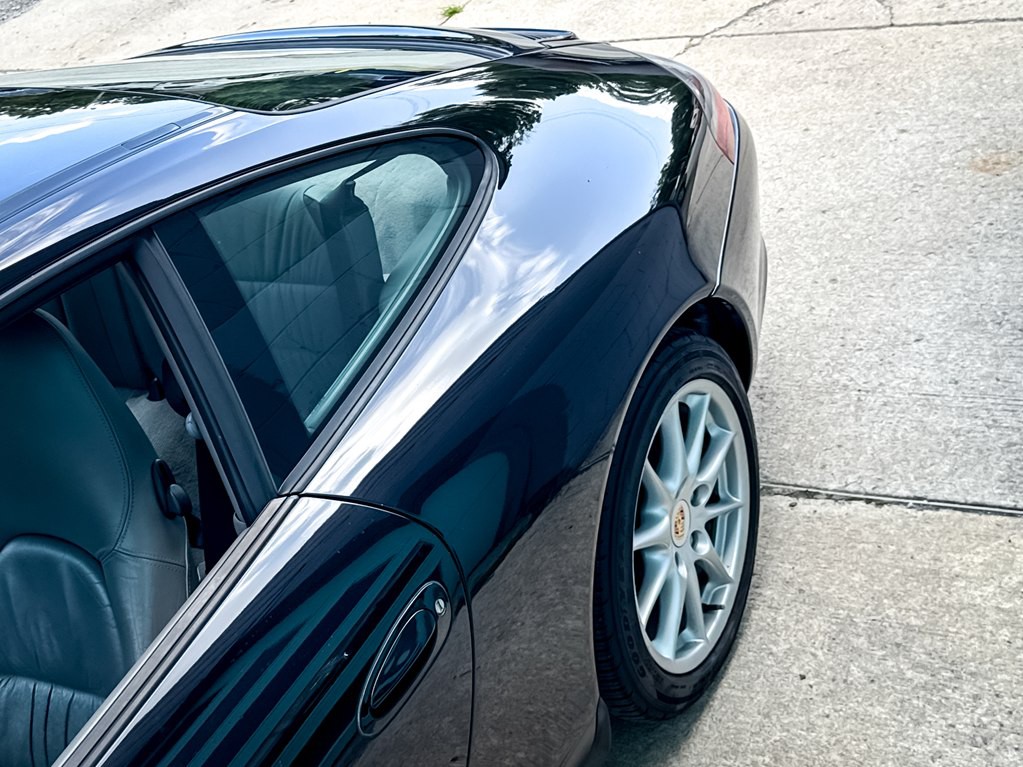 2002 Porsche 911 Image 19